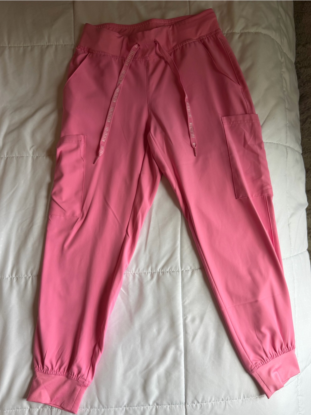 Med Couture Insight Women's 6-Pocket Cargo Jogger Scrub Pants- XS PETITE